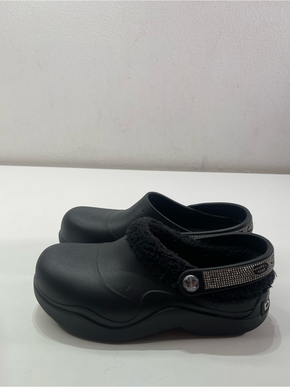 Bebe Women 8 Chunky Clogs Black Rhinestone Logo Slip On Casual Shoes Grunge Chic